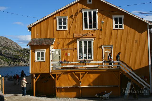 Norwegia (1135).JPG - Lofoty - wyspa Flakstadoya (Nusfjord)